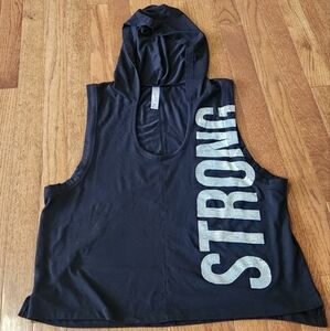 Workout T-shirt with a hood.